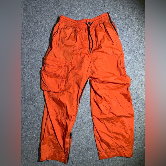 Y-3 × Yohji Yamamoto
NEW FW19 U Shell Cargo Track Pants - Picture 2 of 8